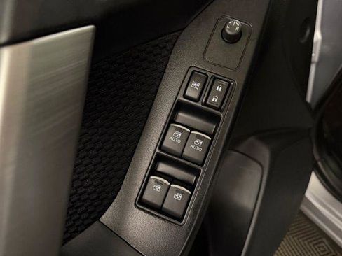 Used 2017 Subaru Forester 2.5i Premium w/ All-Weather Package AWD/4WD image 8