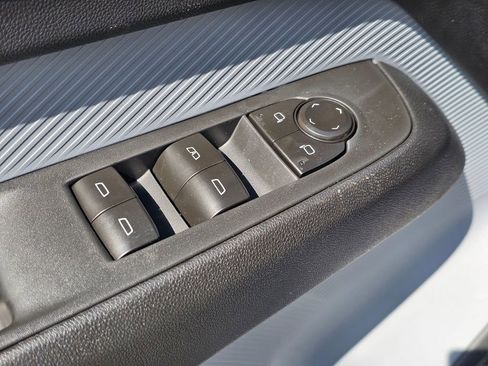 New 2027 Chevrolet Bolt LT FWD image 21