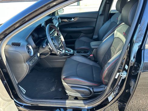 Used 2022 Kia Forte GT image 9