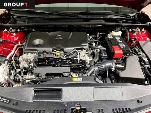Certified 2018 Toyota Camry LE w/ Convenience Package FWD image 32