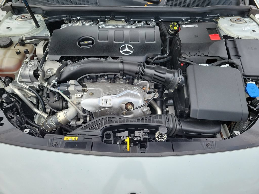 Used 2021 Mercedes-Benz CLA 250 w/ Driver Assistance Package image 39
