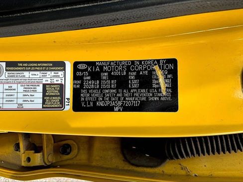 Used 2015 Kia Soul + FWD image 15
