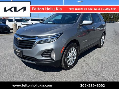 Used 2023 Chevrolet Equinox LT w/ Driver Convenience Package image 1