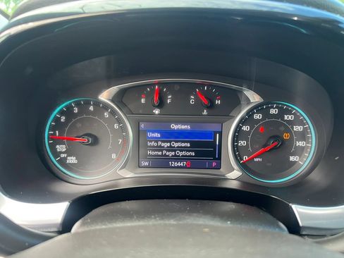 Used 2020 Chevrolet Traverse LT w/ LPO, Floor Liner Package AWD/4WD image 18