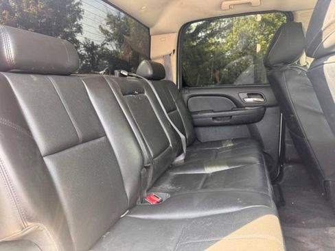 Used 2014 Chevrolet Silverado 3500 LTZ w/ LTZ Plus Package AWD/4WD image 21