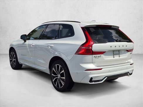 Used 2025 Volvo XC60 B5 Plus w/ Protection Package Premier AWD/4WD image 7