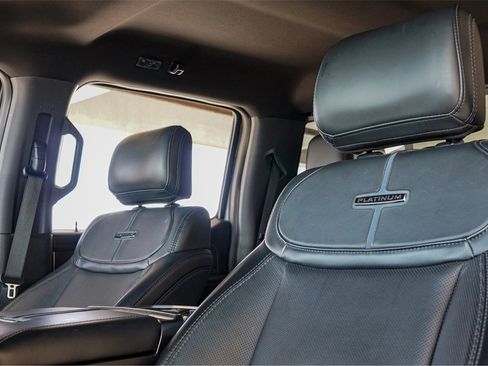 Used 2024 Ford F150 Platinum image 11