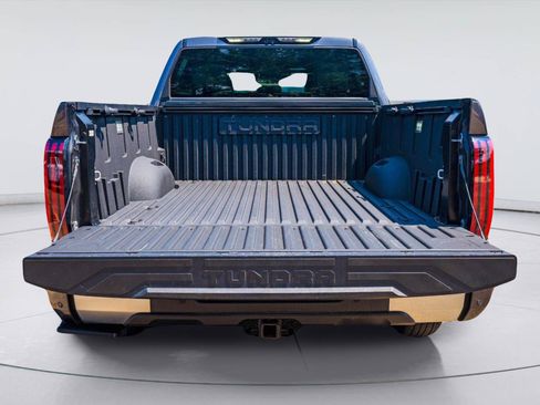 Used 2025 Toyota Tundra Limited AWD/4WD image 8