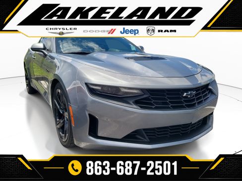 Used 2021 Chevrolet Camaro LT RWD image 1