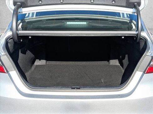 Used 2024 Toyota Camry LE image 6