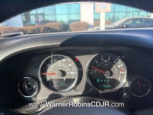 Used 2017 Jeep Wrangler Unlimited Sahara image 8