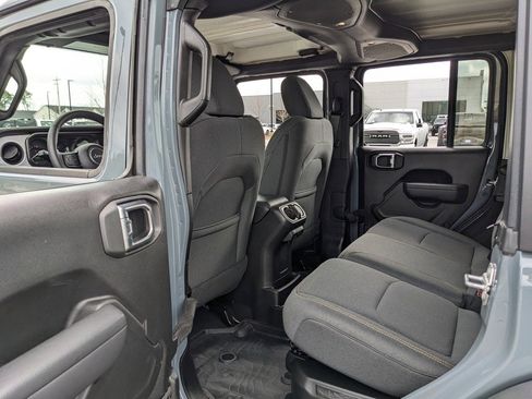 Used 2025 Jeep Wrangler Unlimited Sport S 4xe image 36