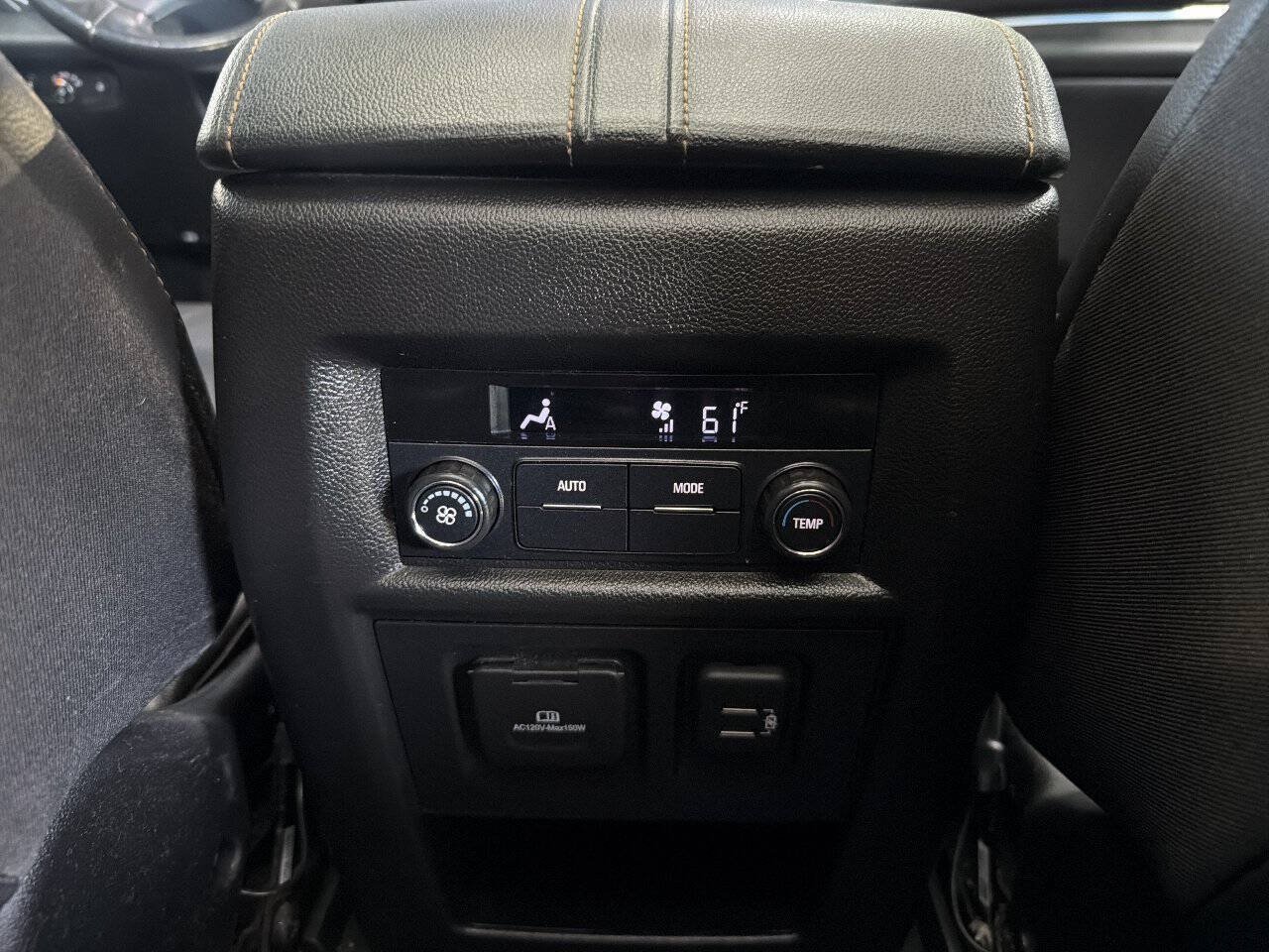 Used 2020 Chevrolet Traverse RS AWD/4WD image 24