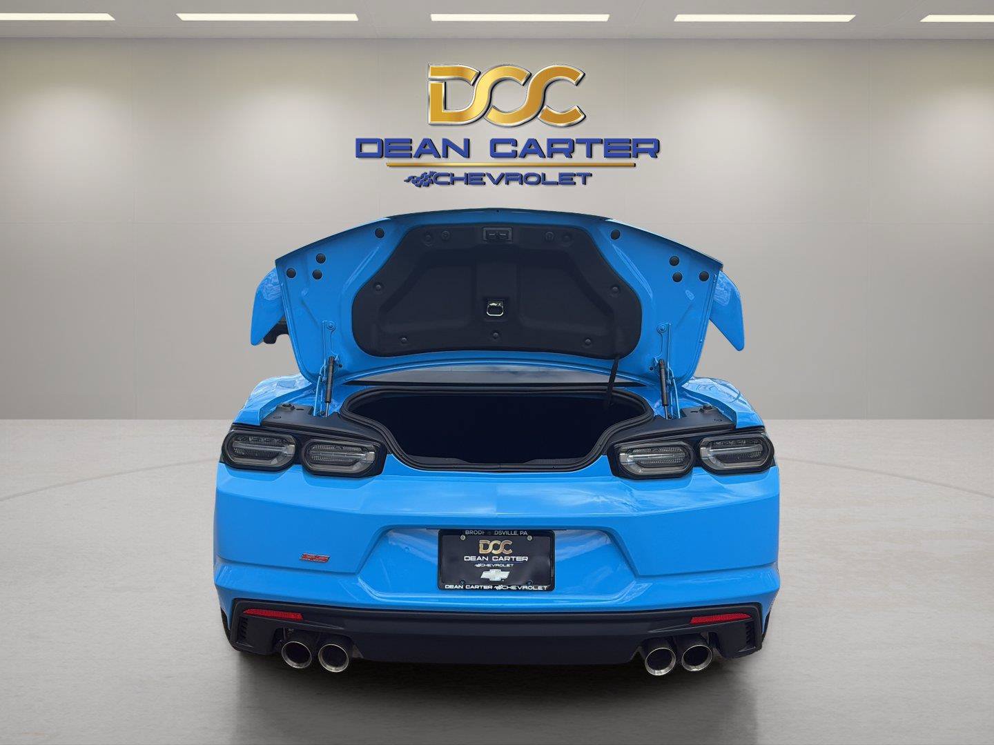 Used 2022 Chevrolet Camaro SS RWD image 9