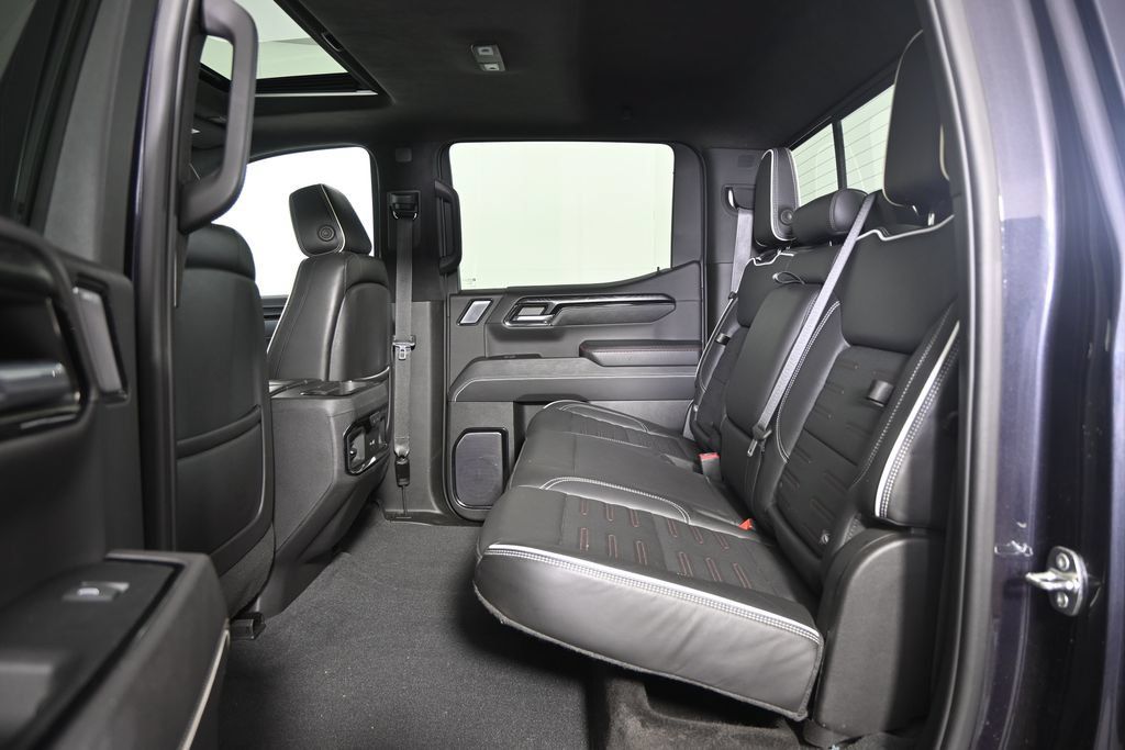 Used 2022 GMC Sierra 1500 AT4X AWD/4WD image 18