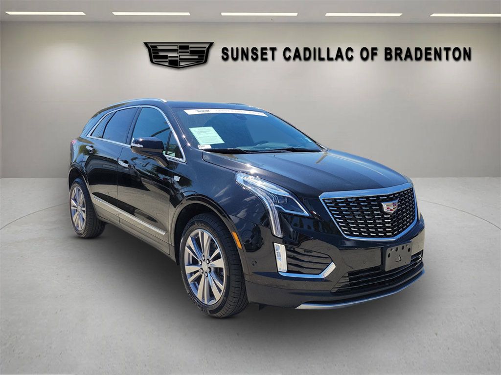 Certified 2025 Cadillac XT5 Premium Luxury w/ Technology Package AWD/4WD image 1