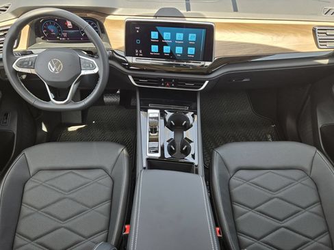 New 2026 Volkswagen Atlas SE FWD image 26