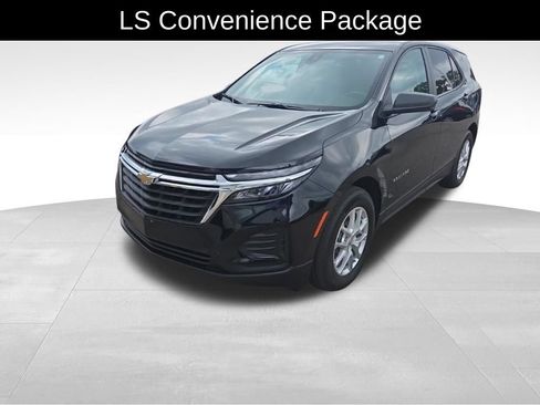 Used 2024 Chevrolet Equinox LS w/ LS Convenience Package FWD image 12