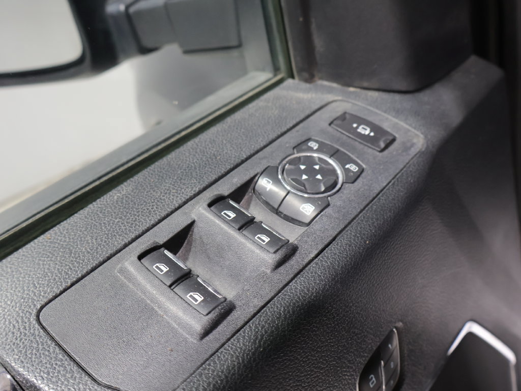 Used 2019 Ford F250 Lariat w/ Chrome Package AWD/4WD image 14