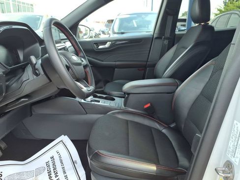 Certified 2025 Ford Escape ST-Line w/ Cold Weather Package AWD/4WD image 12
