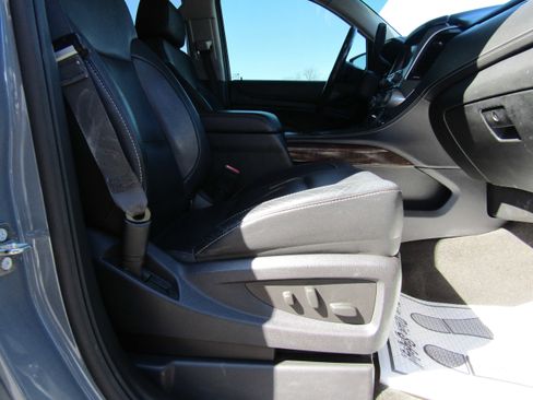 Used 2015 Chevrolet Tahoe LT w/ Luxury Package image 26
