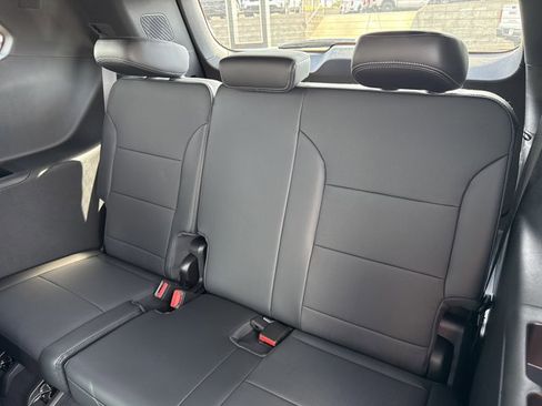 New 2026 Buick Enclave Preferred w/ Power Package image 7