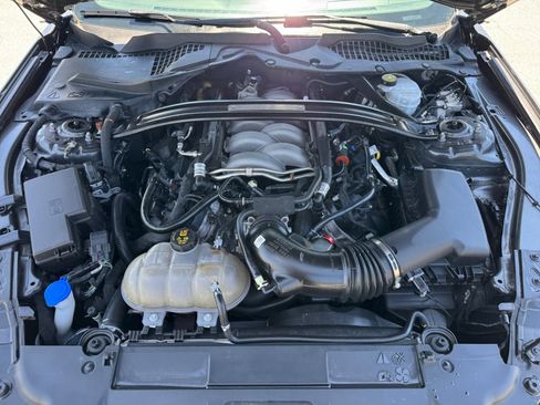 Used 2020 Ford Mustang GT image 21