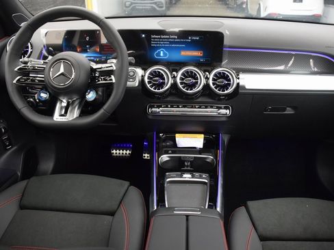 New 2026 Mercedes-Benz GLB 35 AMG 4MATIC image 18