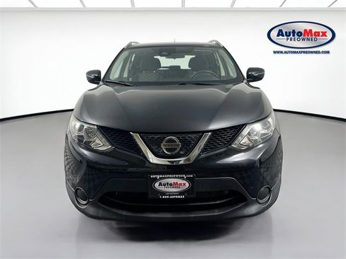 Used 2019 Nissan Rogue Sport SV image 6