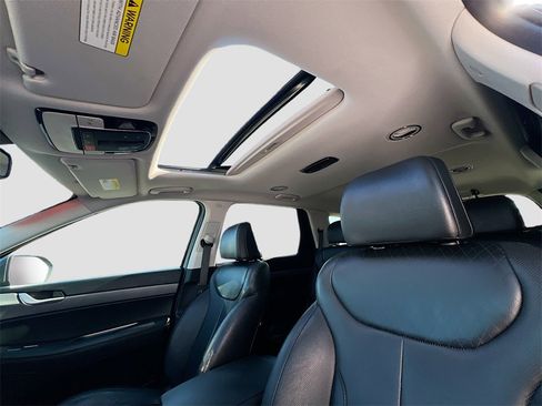 Used 2022 Hyundai Palisade SEL w/ Premium Package image 22