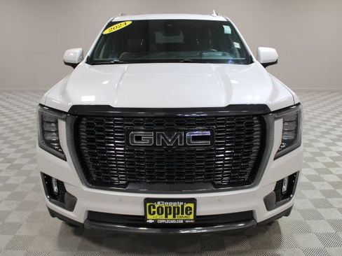 Used 2024 GMC Yukon Denali Ultimate AWD/4WD image 7