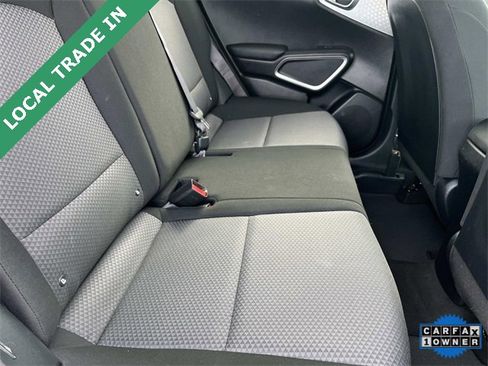 Used 2022 Kia Soul LX image 19
