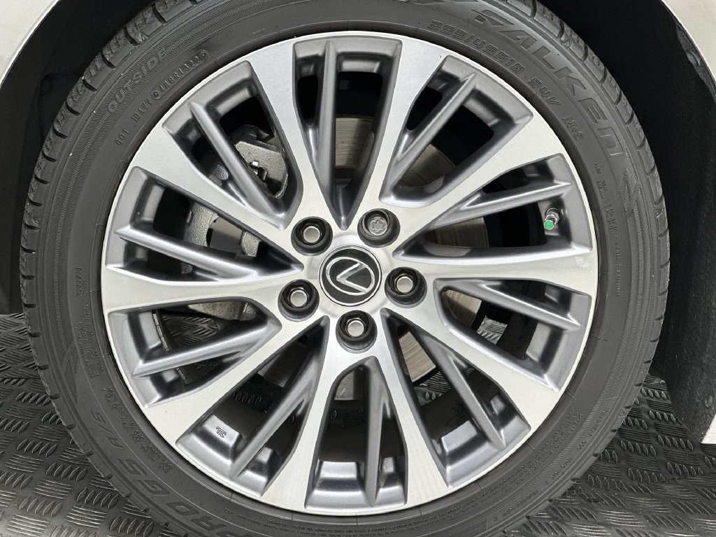 Used 2020 Lexus ES 350 w/ Premium Package FWD image 10