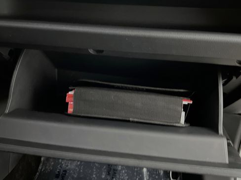 Used 2025 Toyota RAV4 XLE image 35