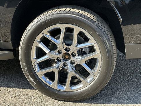 New 2026 GMC Yukon XL Denali image 31