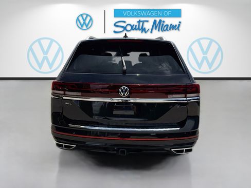 Certified 2024 Volkswagen Atlas SEL Premium R-Line AWD/4WD image 6
