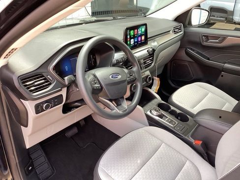 New 2025 Ford Escape Active image 28