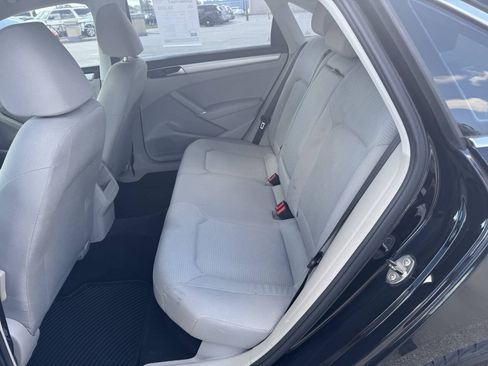 Used 2016 Volkswagen Passat 1.8T S FWD image 19