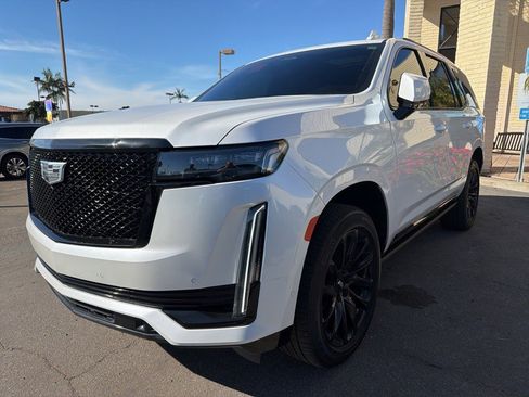 Certified 2023 Cadillac Escalade Sport Platinum w/ LPO, ONYX Package image 1