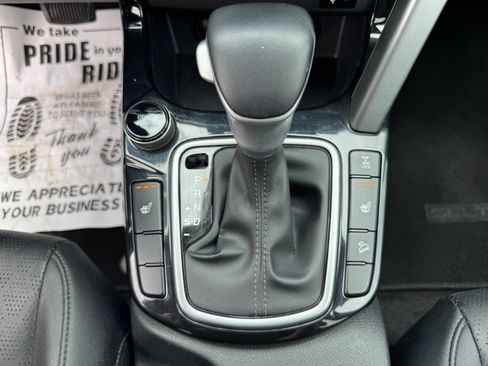 Used 2023 Kia Seltos EX AWD/4WD image 8