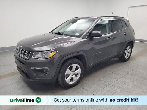 Used 2019 Jeep Compass Latitude FWD image 1