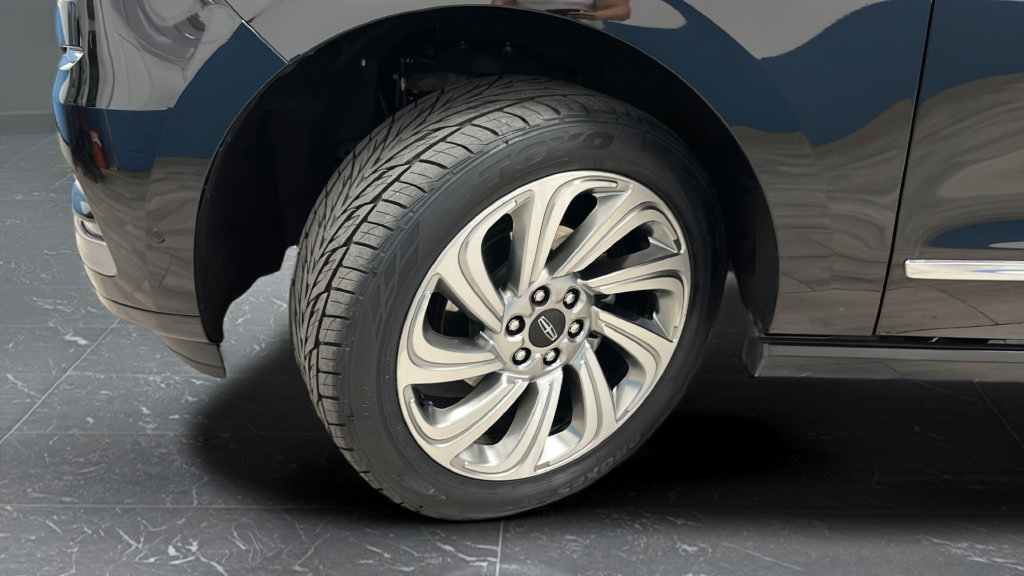 Used 2024 Lincoln Navigator Reserve AWD/4WD image 38