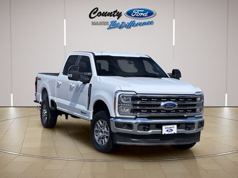 Used 2024 Ford F250 Lariat AWD/4WD image 1