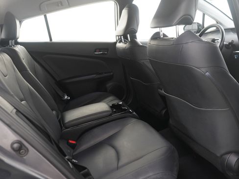 Used 2017 Toyota Prius Prime Premium image 13