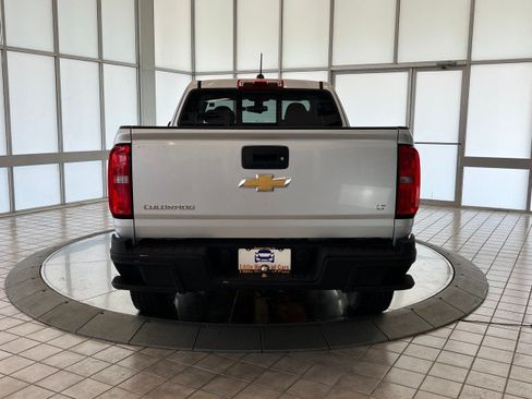 Used 2016 Chevrolet Colorado LT w/ LT Convenience Package RWD image 6