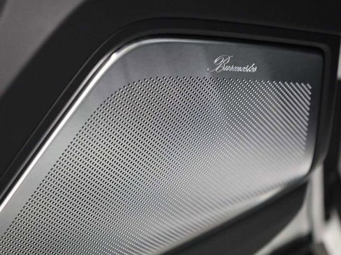 New 2025 Porsche Cayenne GTS image 17