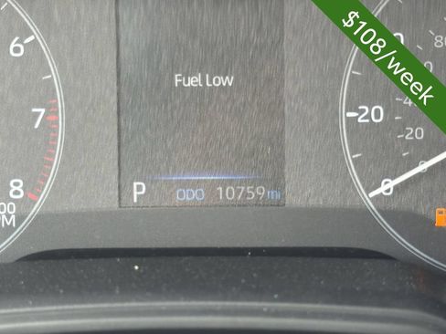 Used 2025 Toyota Corolla SE FWD image 15