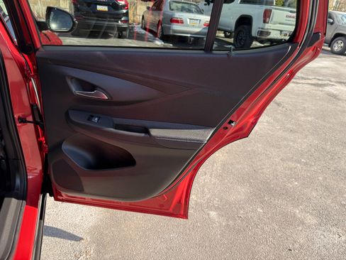 Used 2024 Buick Envista Sport Touring w/ Convenience I Package image 21