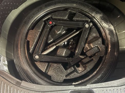 Used 2022 Chevrolet Trax LT image 26