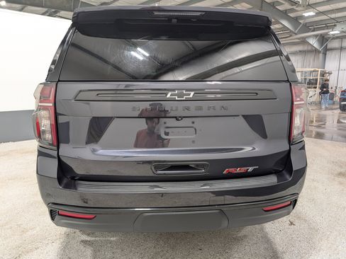 Used 2023 Chevrolet Suburban RST image 4